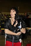 ADULTE ET CHIEN 208
